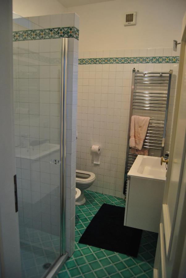 La Casa Di Marina Hotel Ferrara Bagian luar foto
