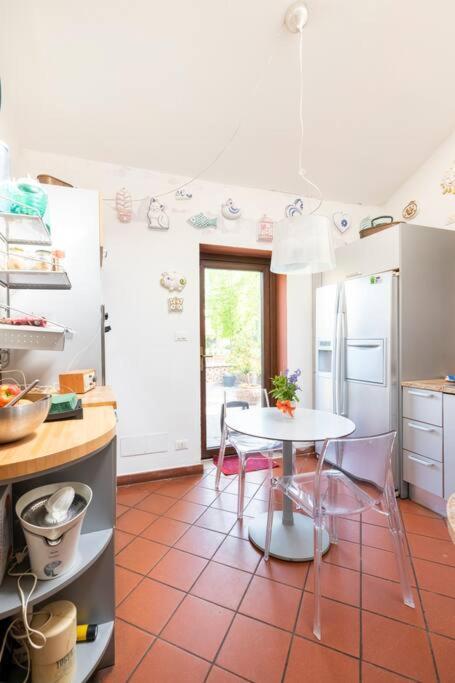 La Casa Di Marina Hotel Ferrara Bagian luar foto