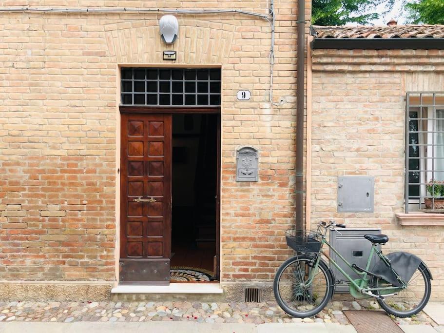 La Casa Di Marina Hotel Ferrara Bagian luar foto