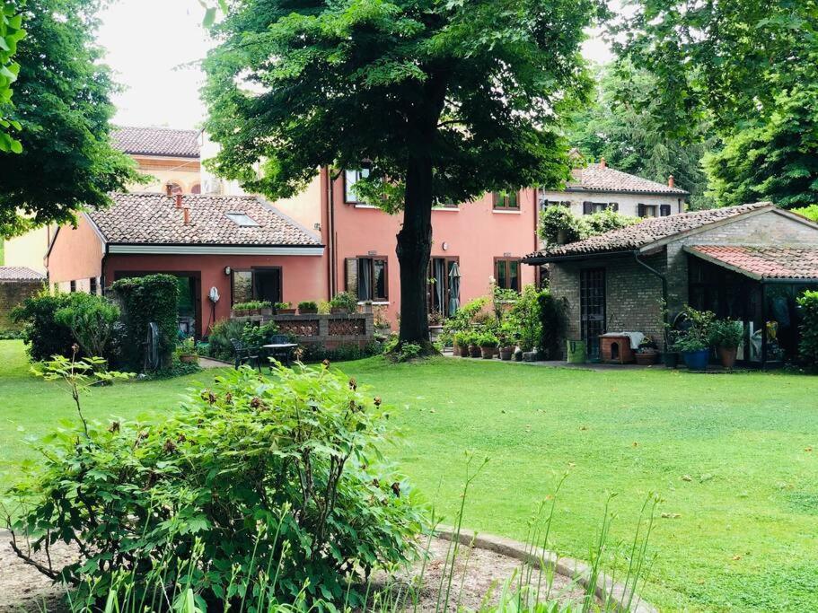 La Casa Di Marina Hotel Ferrara Bagian luar foto